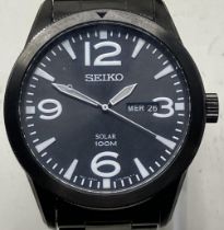 A gentleman's stainless steel Seiko Solar 100m wristwatch, boxed, with certificate, guarantee,
