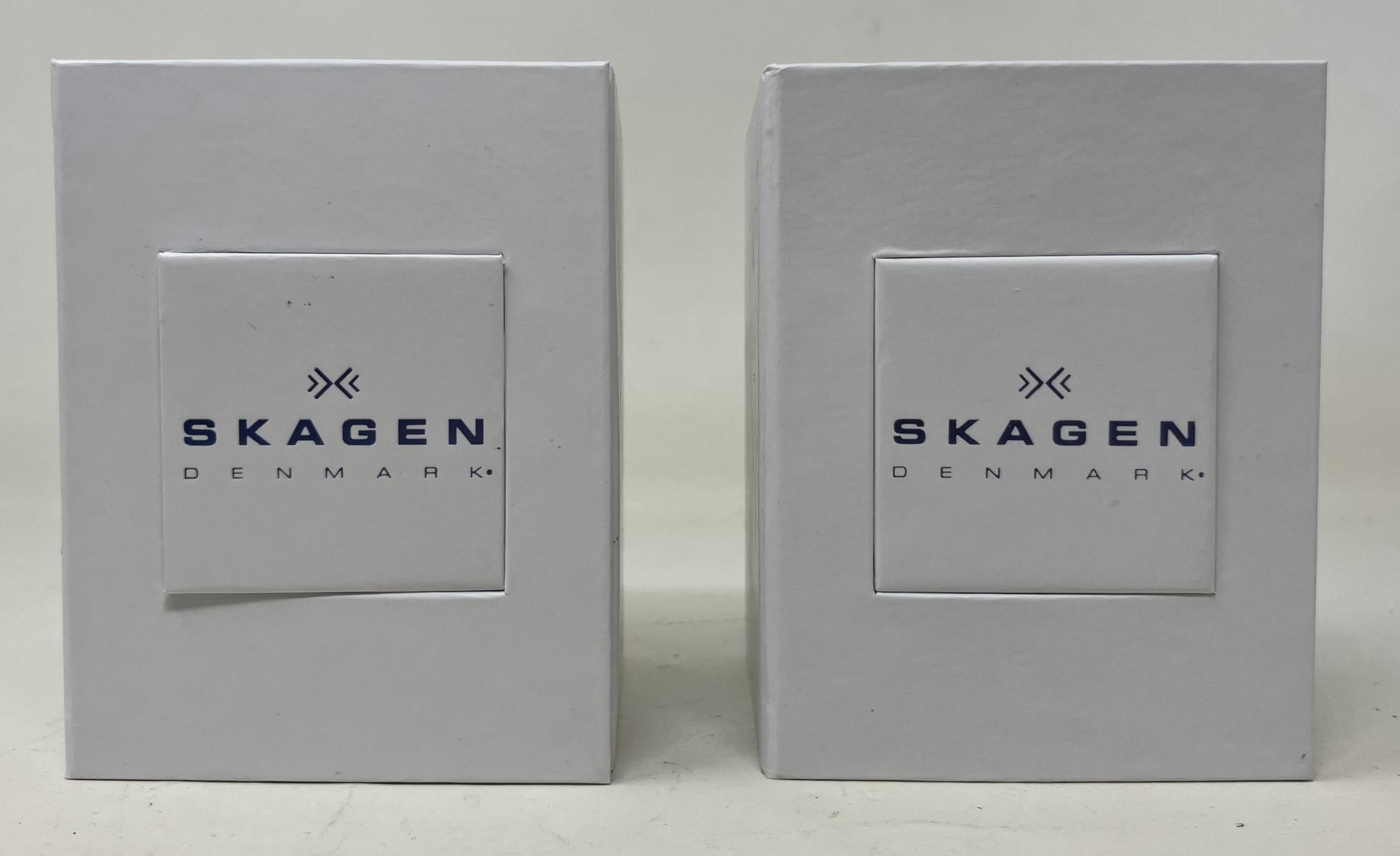 A gentleman's titanium Skagen 809XLTBLN wristwatch, on a leather strap, boxed, with warranty and - Image 3 of 4