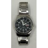 A gentleman's stainless steel Seiko 5 Sports Automatic 23 jewels 100M wristwatch watch is working
