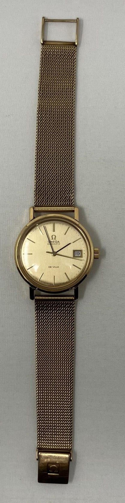 A gentleman's 9ct gold Omega Automatic De Ville wristwatch, with baton indices and date, on a 9ct - Bild 3 aus 5