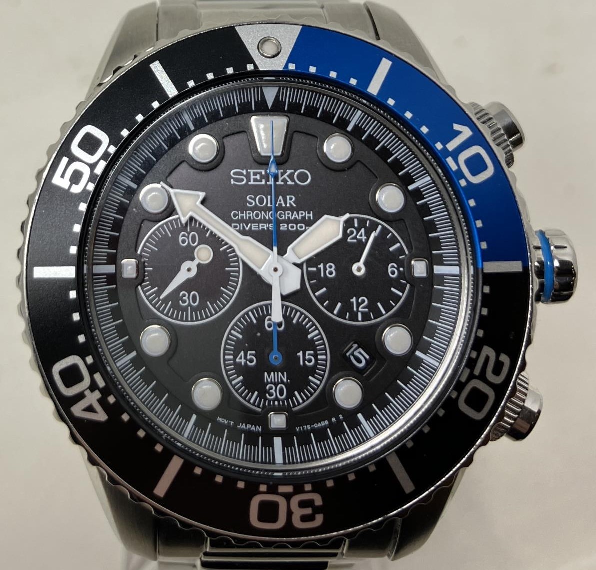 A gentleman's stainless steel Seiko Solar Chronograph Diver's 200m wristwatch, boxed, with