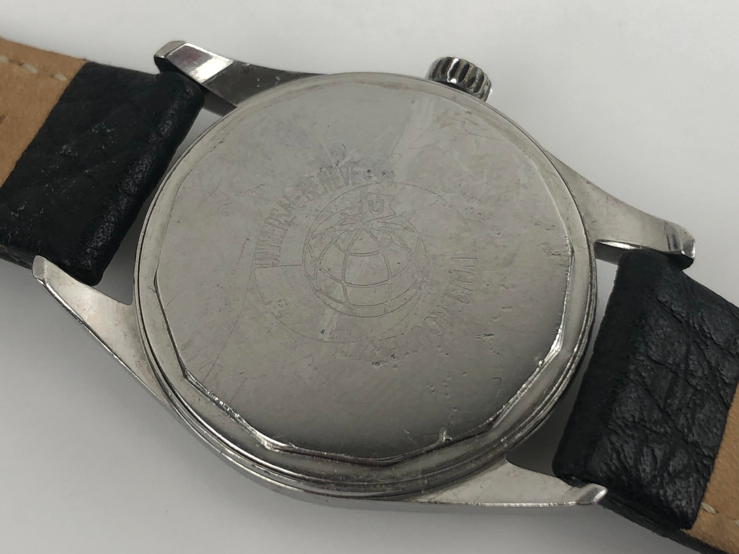 A gentleman's Universal Geneve Polerouter Automatic Microtor wristwatch, with a black dial currently - Image 8 of 10