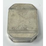 An 18th century silver snuff box, marks rubbed, 48.7 g