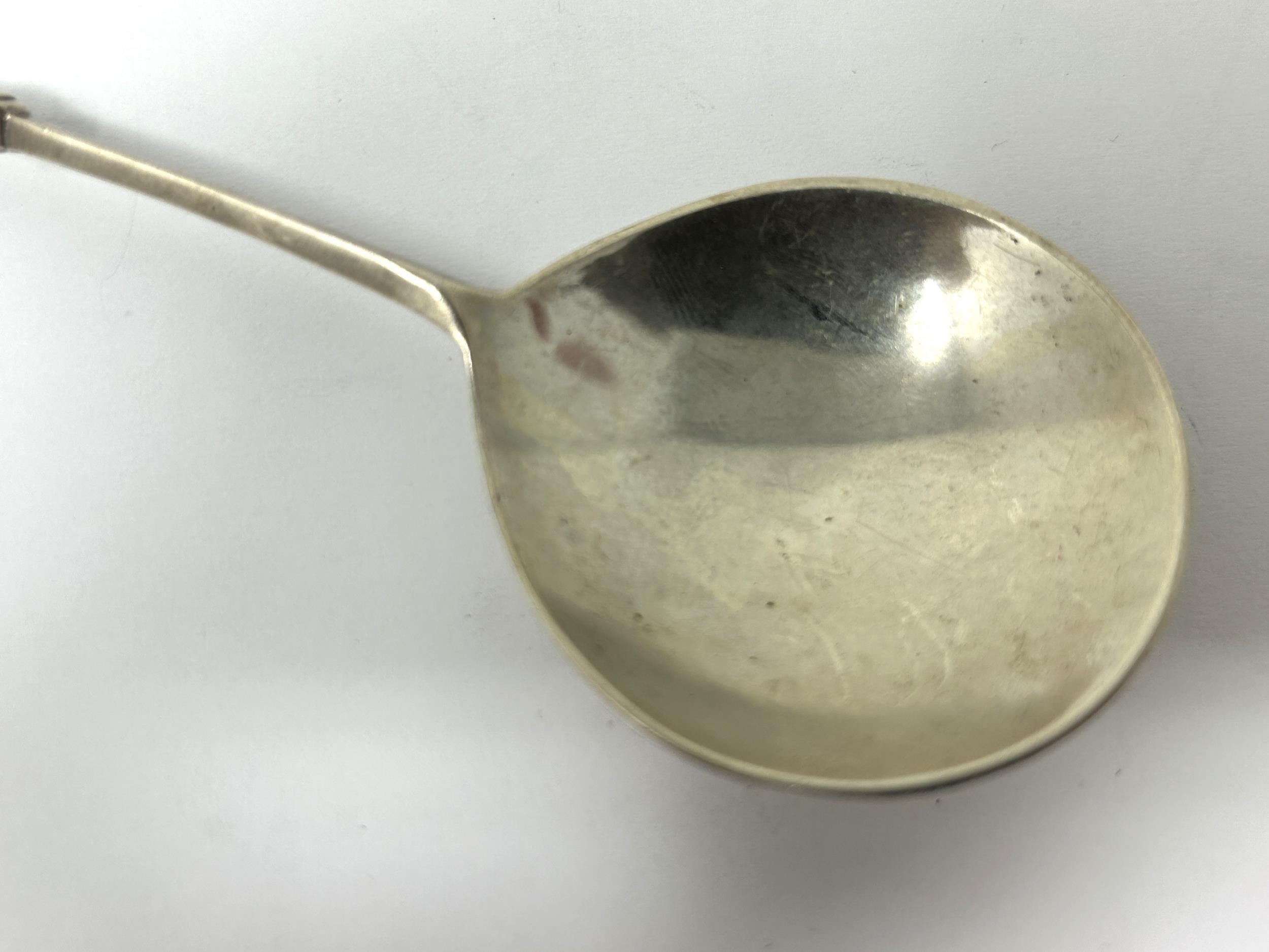 A 19th century French silver spoon, with a lion finial, 30 g - Image 2 of 5