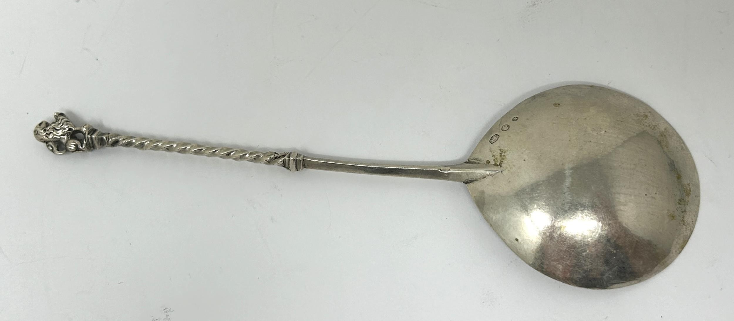 A 19th century French silver spoon, with a lion finial, 30 g - Image 4 of 5