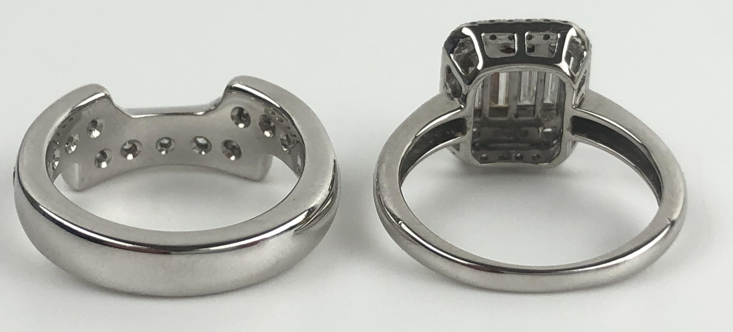 An 18ct white gold and diamond solitaire ring, ring size J, and a matching interlocking half - Image 5 of 7