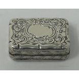 A 19th century silver vinaigrette, 6.2 g