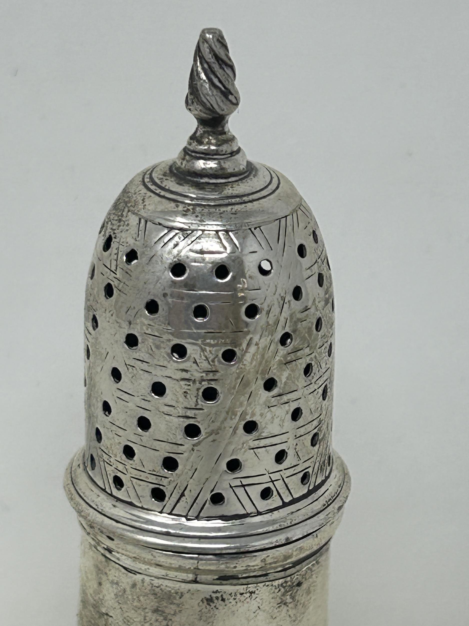 A George III silver sifter, marks rubbed, 2.2 ozt, 14 cm high - Image 3 of 7