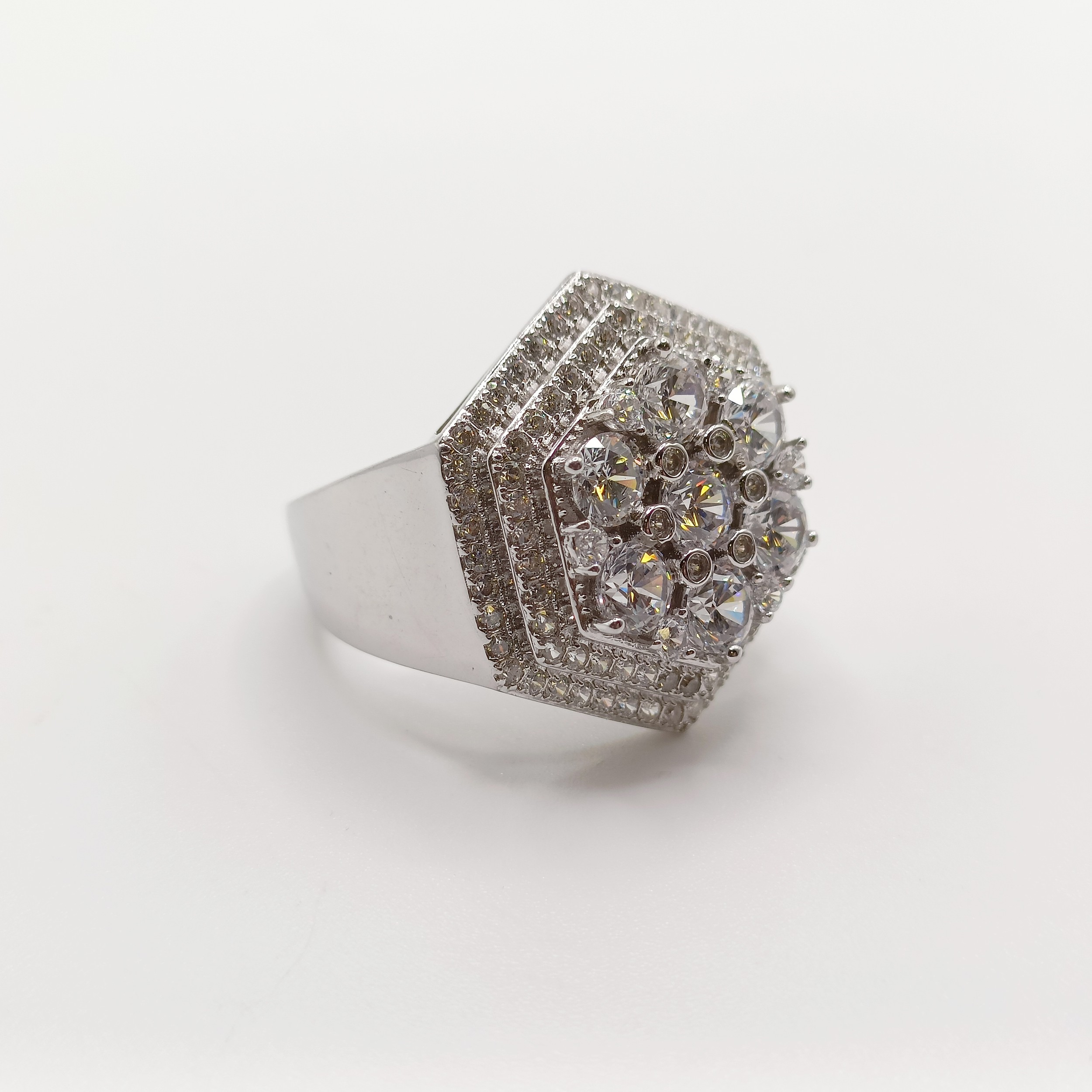 A large hexagonal white CZ-set silver ring, size N - Image 2 of 6
