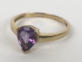 A 9ct yellow gold pendeloque-cut amethyst dress ring, amethyst 1.00ct approx, ring size N