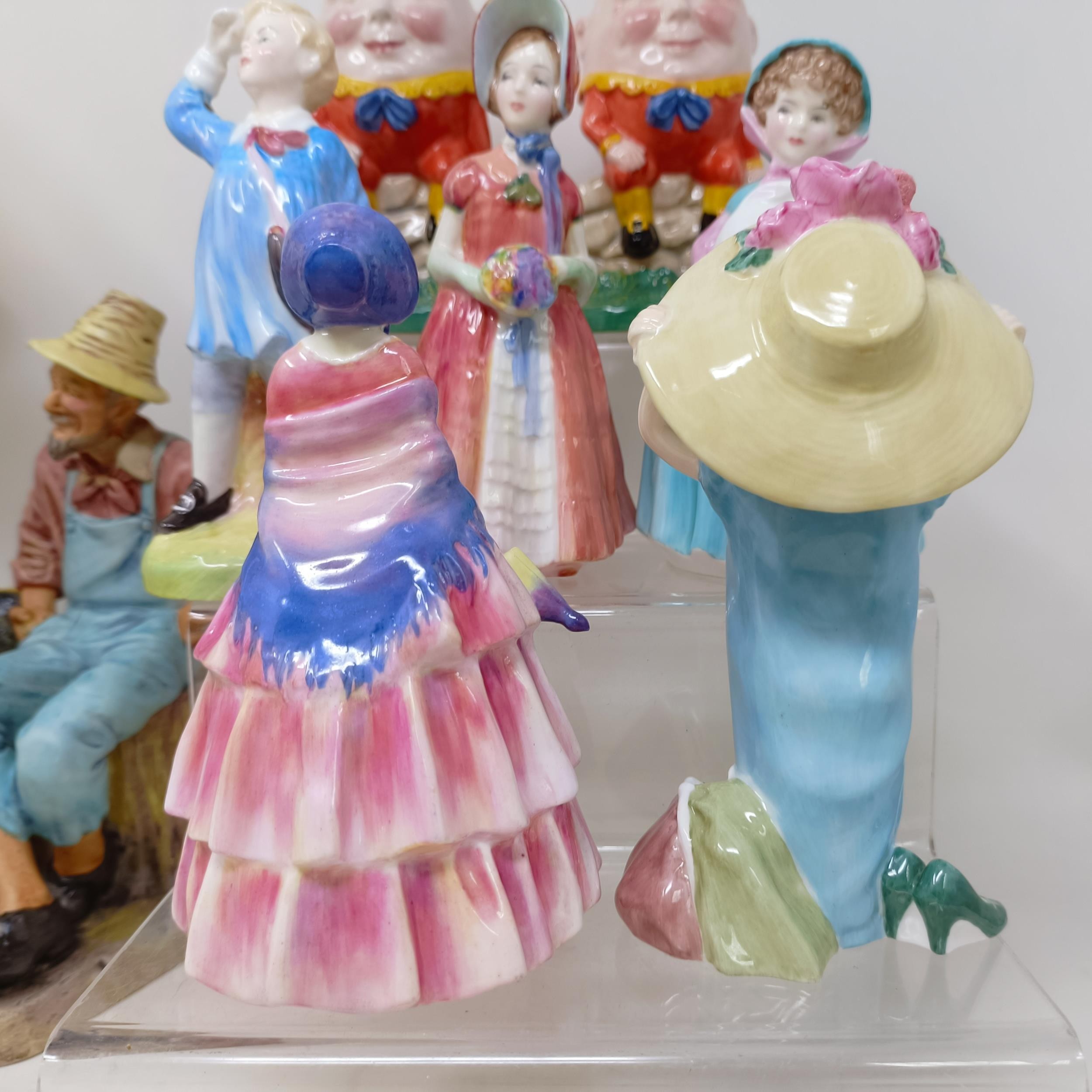 A Royal Doulton figure, Thanksgiving HN2446, Bunny HN2214, Dinky Doo HN1618, Little Boy Blue HN2062, - Image 22 of 44