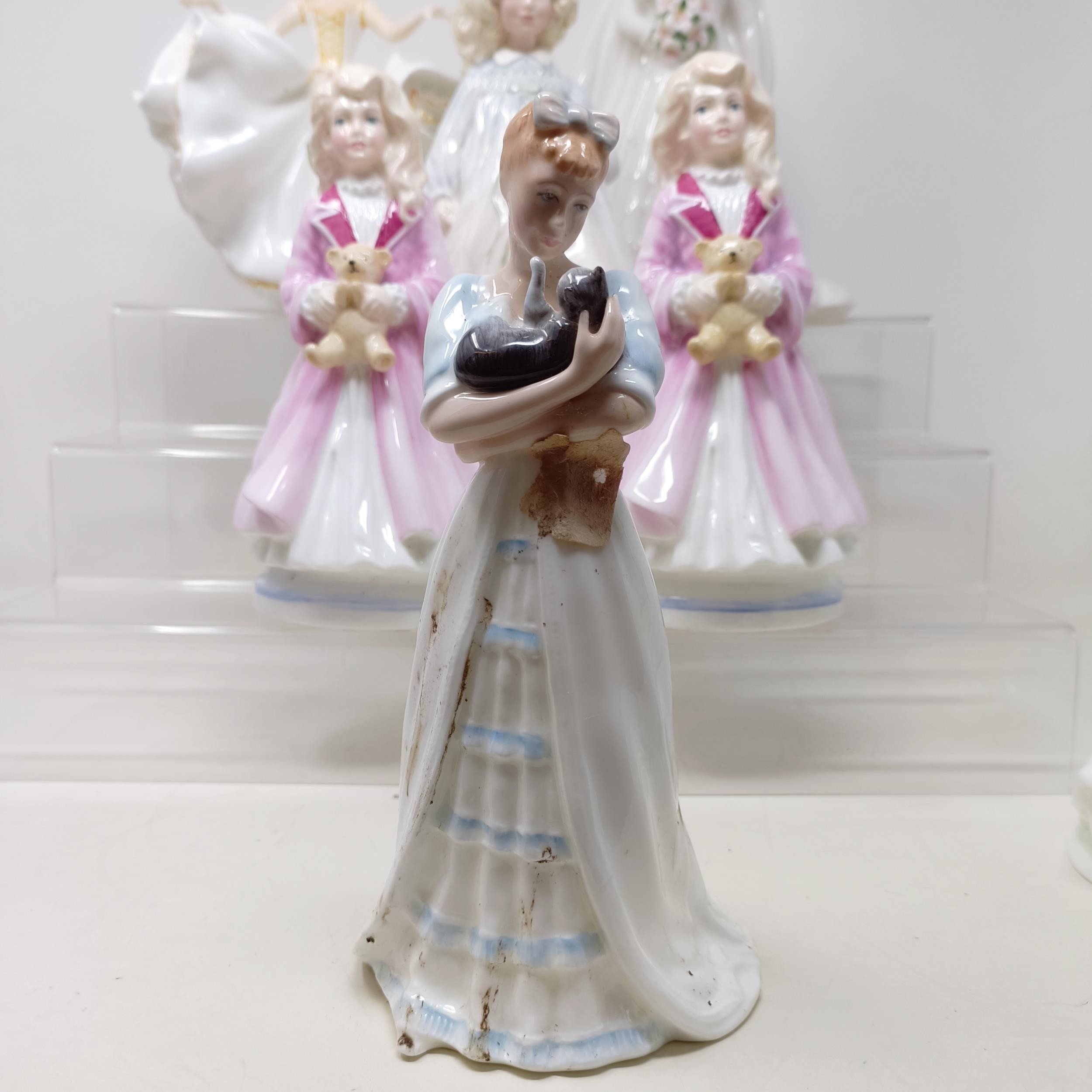 A Royal Doulton figure, Bedtime Story HN2059, Delphine HN2136, Charity HN3087, Faith HN3082, Hope - Image 8 of 32