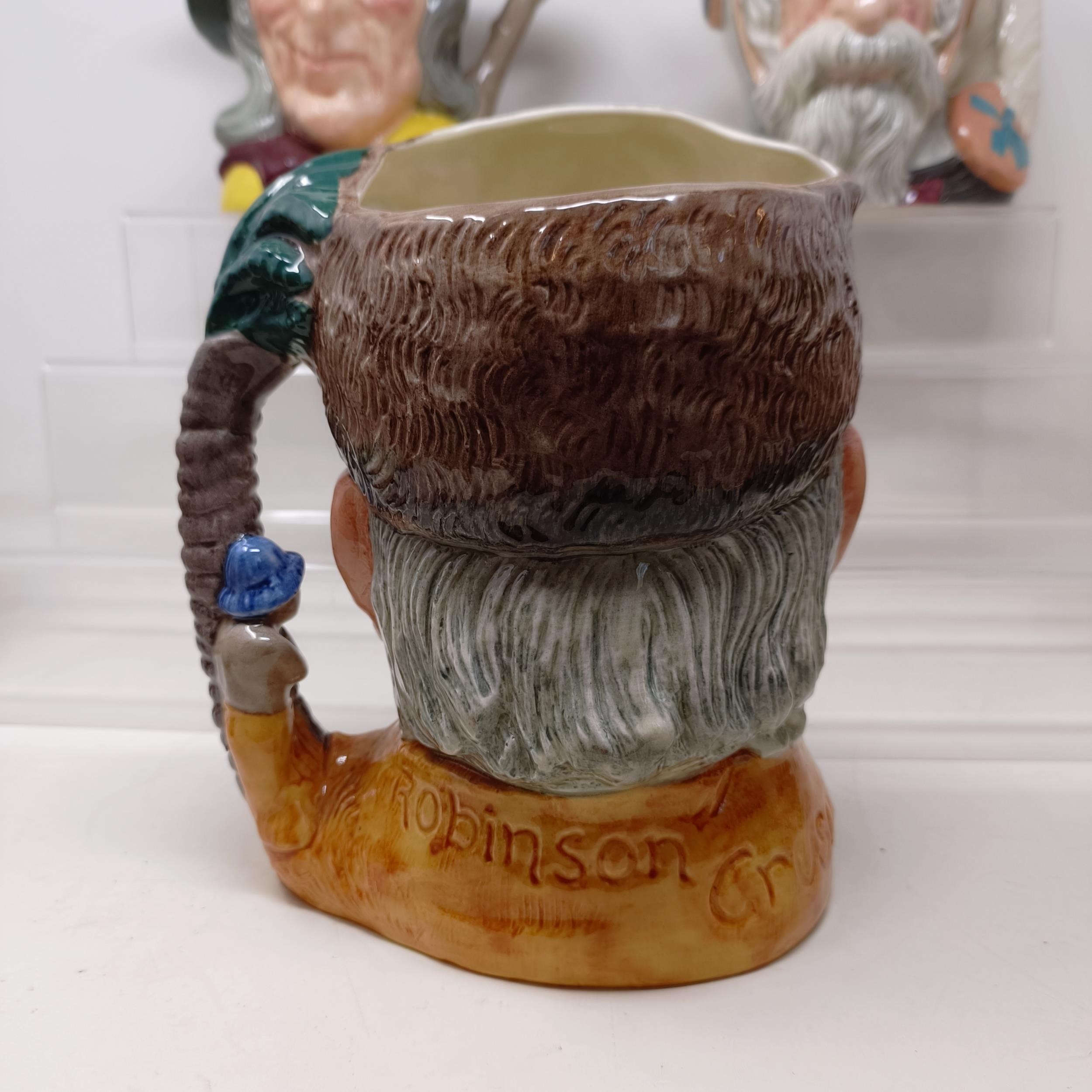 A Royal Doulton character jug, Don Quixote D6455, The Vicar Of Bray ... , Robin Hood D6527, - Bild 24 aus 35