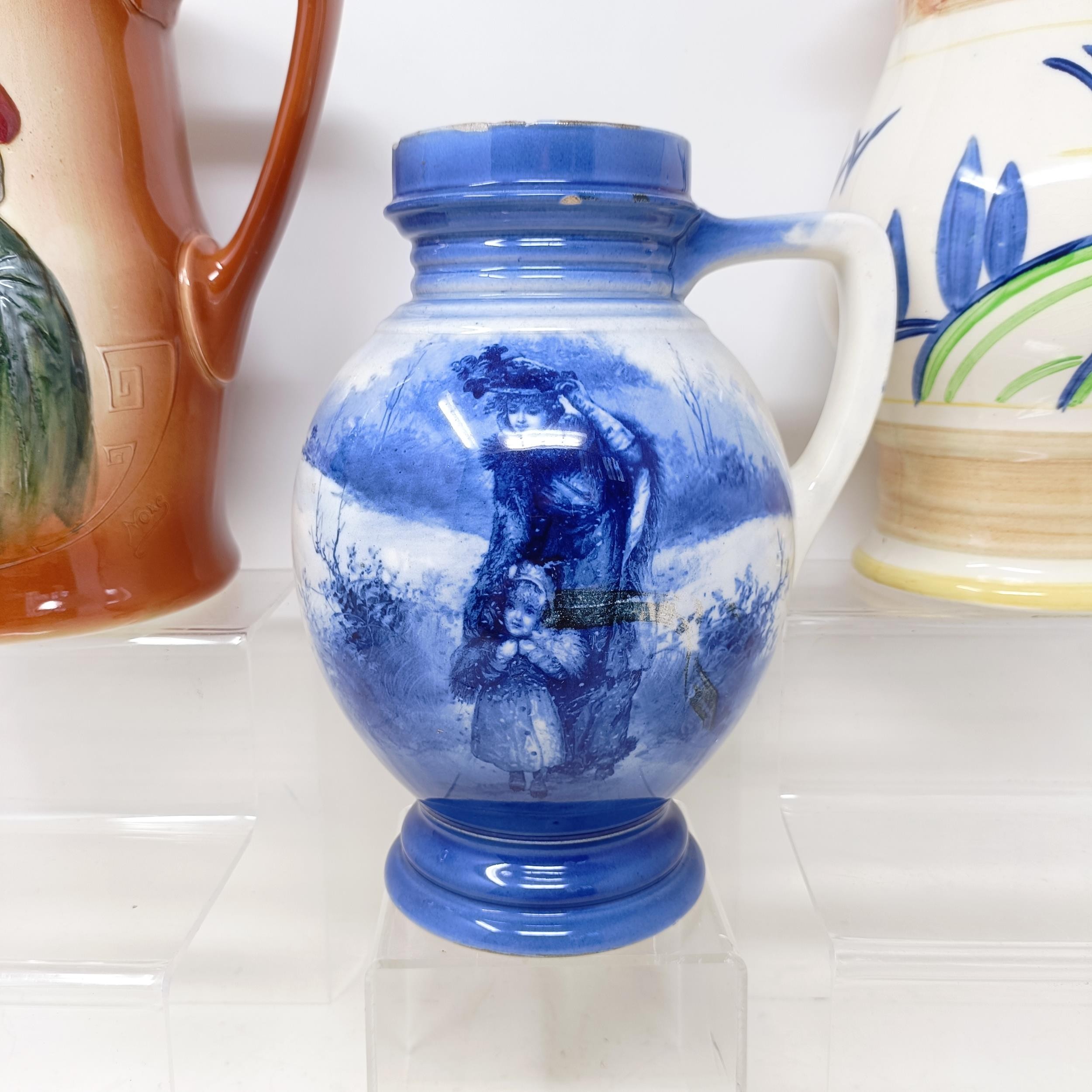 A Royal Doulton jug, decorated figure, 21 cm high, a Royal Doulton jug, Oliver Twist D5617, and - Bild 30 aus 45