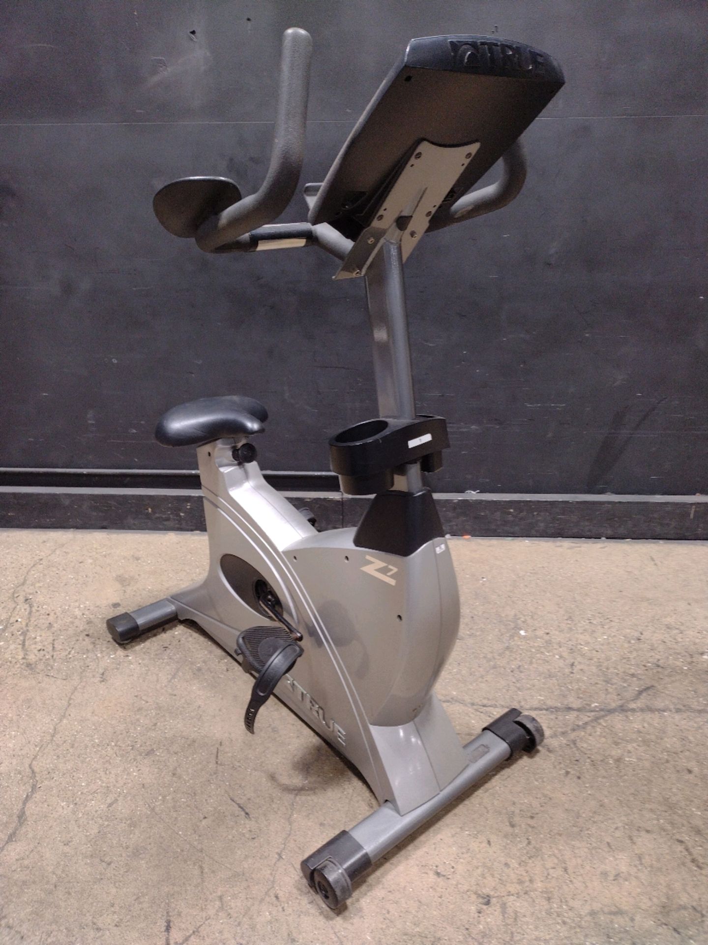 TRUE Z7 RECUMBENT BIKE (LOCATED AT 3325 MOUNT PROSPECT ROAD, FRANKLIN PARK, IL, 60131) - Image 3 of 3
