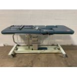 MEDICAL POSITIONING TABLE