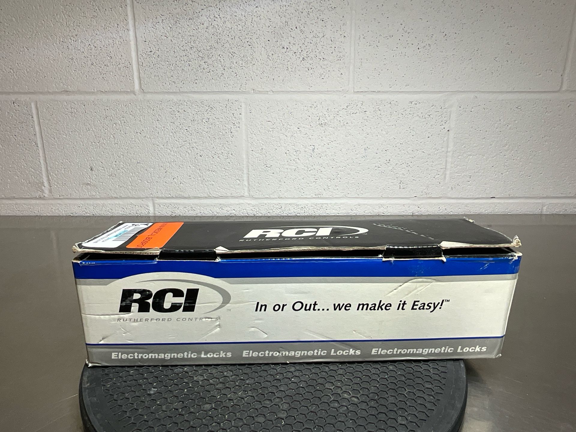 RCI 8310 DSS ALUMINUM ELECTROMAGNETIC LOCK(ARLINGTON, 2019 MERIDIAN ST., ARLINGTON 76011)