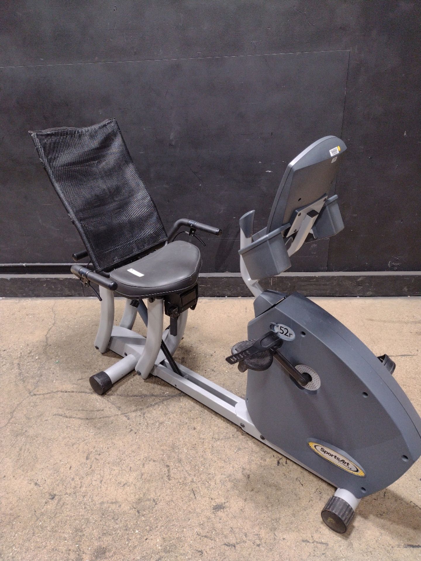 SPORTS ART C52R RECUMBENT BIKE (LOCATED AT 3325 MOUNT PROSPECT ROAD, FRANKLIN PARK, IL, 60131) - Bild 3 aus 3