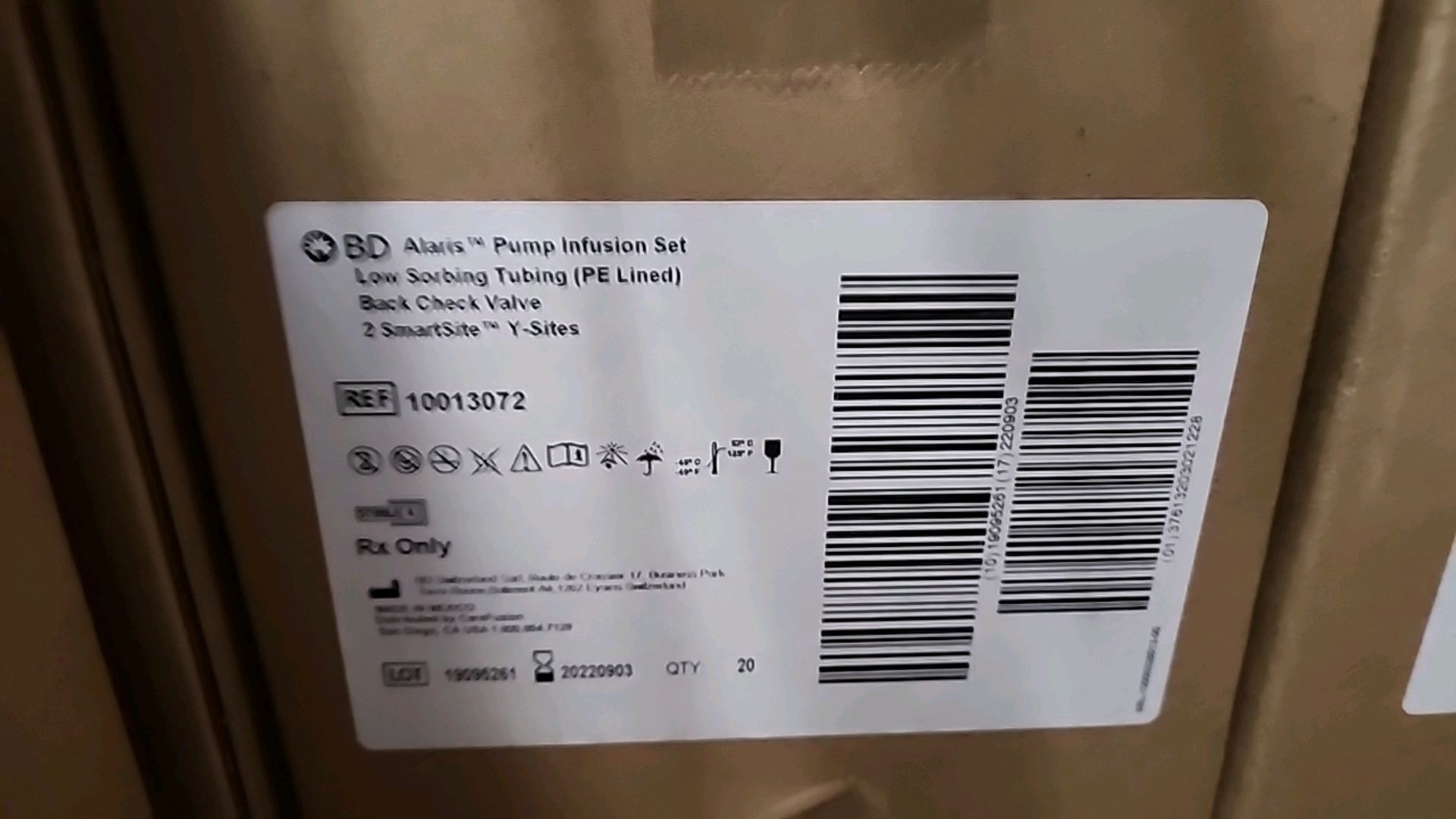 BD REF 10013072 ALARIS PUMP INFUSION SET LOW SORBING TUBING (PE LINED) BACK CHECK VALVE 2 - Image 3 of 3