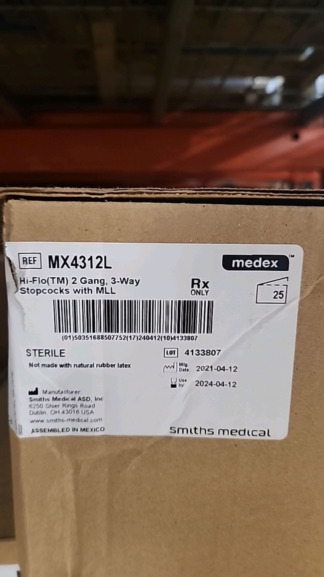 MIXED PALLET TO INCLJDE: SMITHS MEDICAL REF MX4312L HIGH-FLO II GANG, 3-WAY STOPCOCKS W/ MLL (EXP. - Image 5 of 5