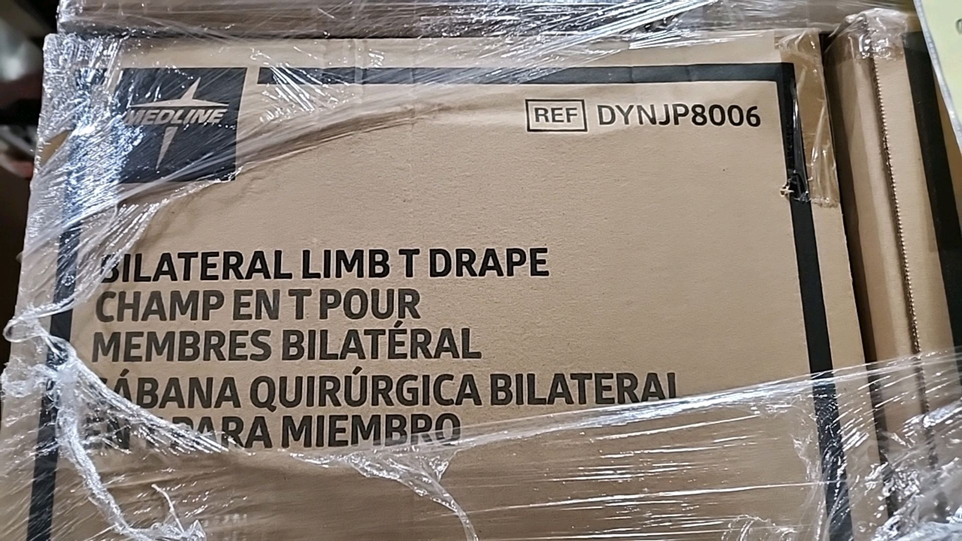 QTY(2) MEDLINE REF DYNJP8006 BILATERAL LIMB T DRAPE LOCATION: 100 GOLDEN DR. CODE: 122 - Image 4 of 4