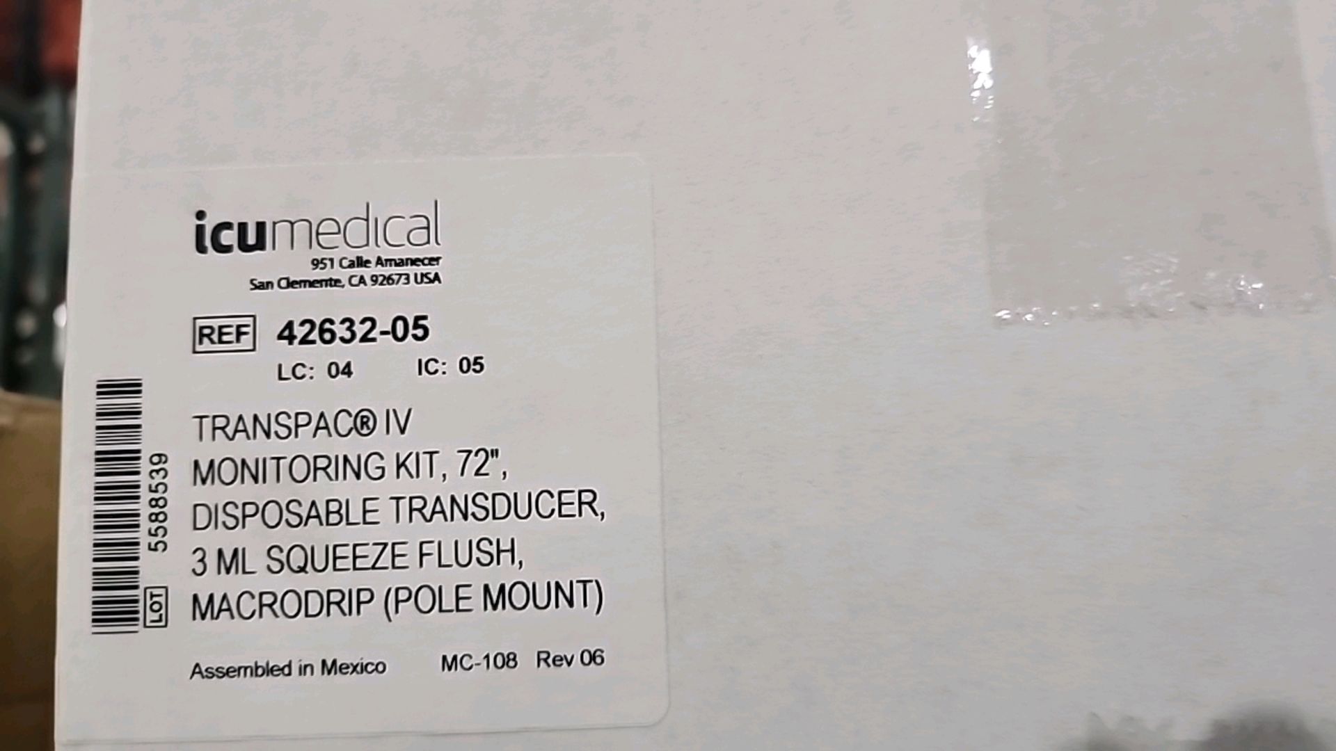 ICU MEDICAL REF 42632-05 TRANSPAC IV MONITORING KIT, 72", DISPOSPOSABLE TRANSDUCER, 3ML SQUEEZE - Image 3 of 4