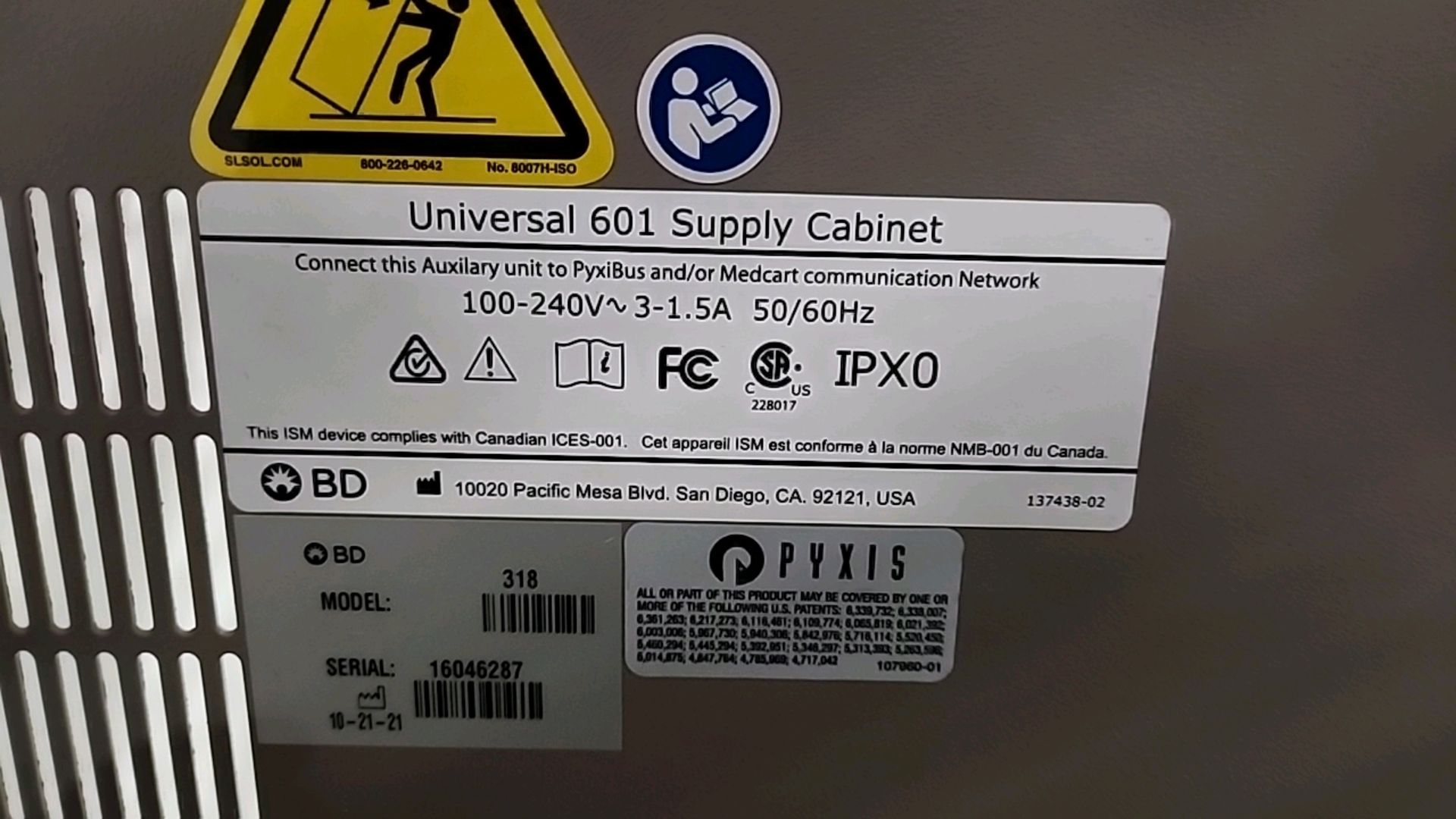 BD PYXIS 318 UNIVERSAL 601 SUPPLY CABINET, 2-DOOR, QTY(2) LOCATION: 100 GOLDEN DR. CODE: 198 - Image 3 of 3