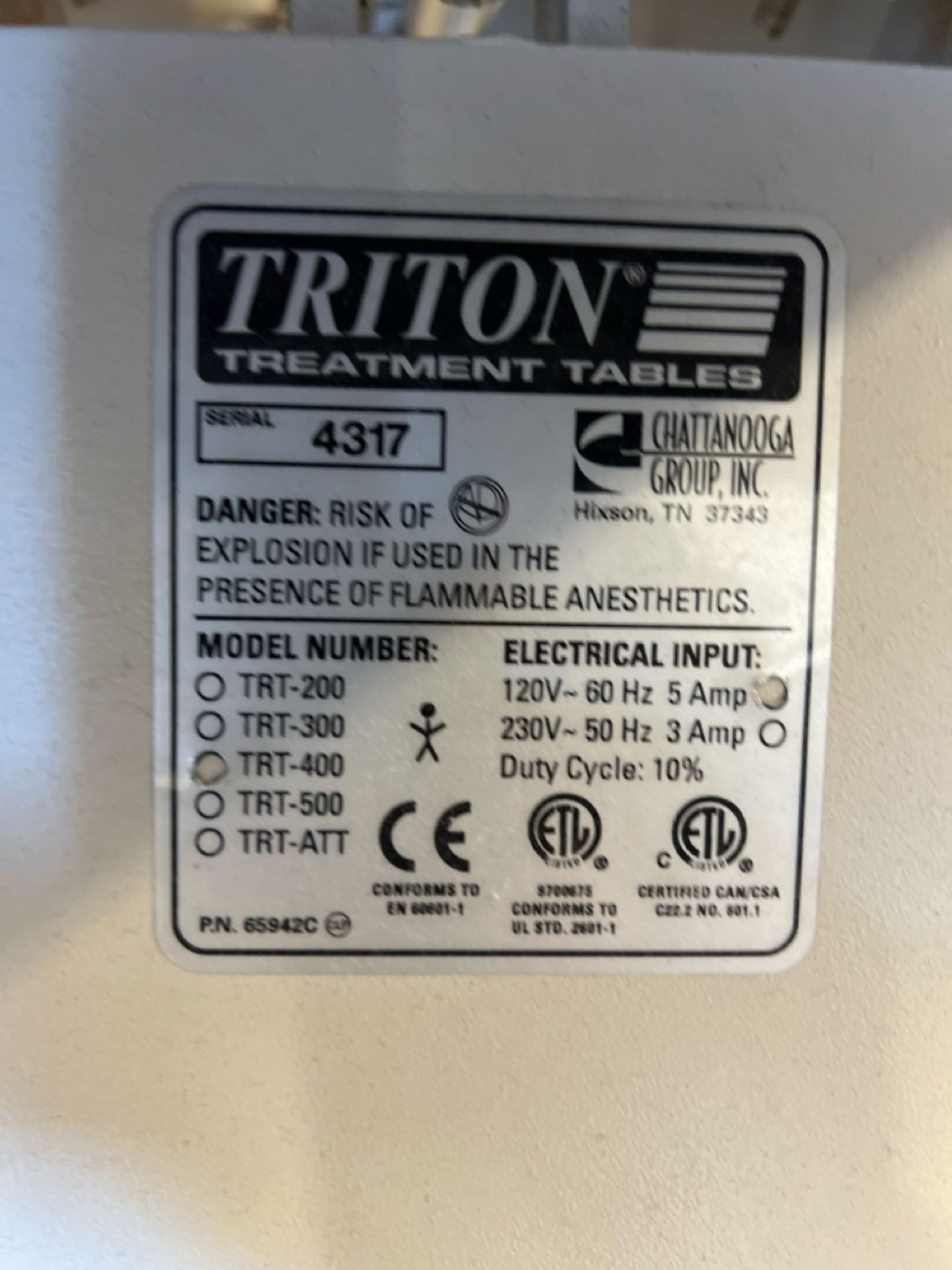 CHATTANOOGA TRITON, TRT-400 POWER THERAPY TABLE WITH TMOD. MP-1 TRACTION UNIT - Image 3 of 3