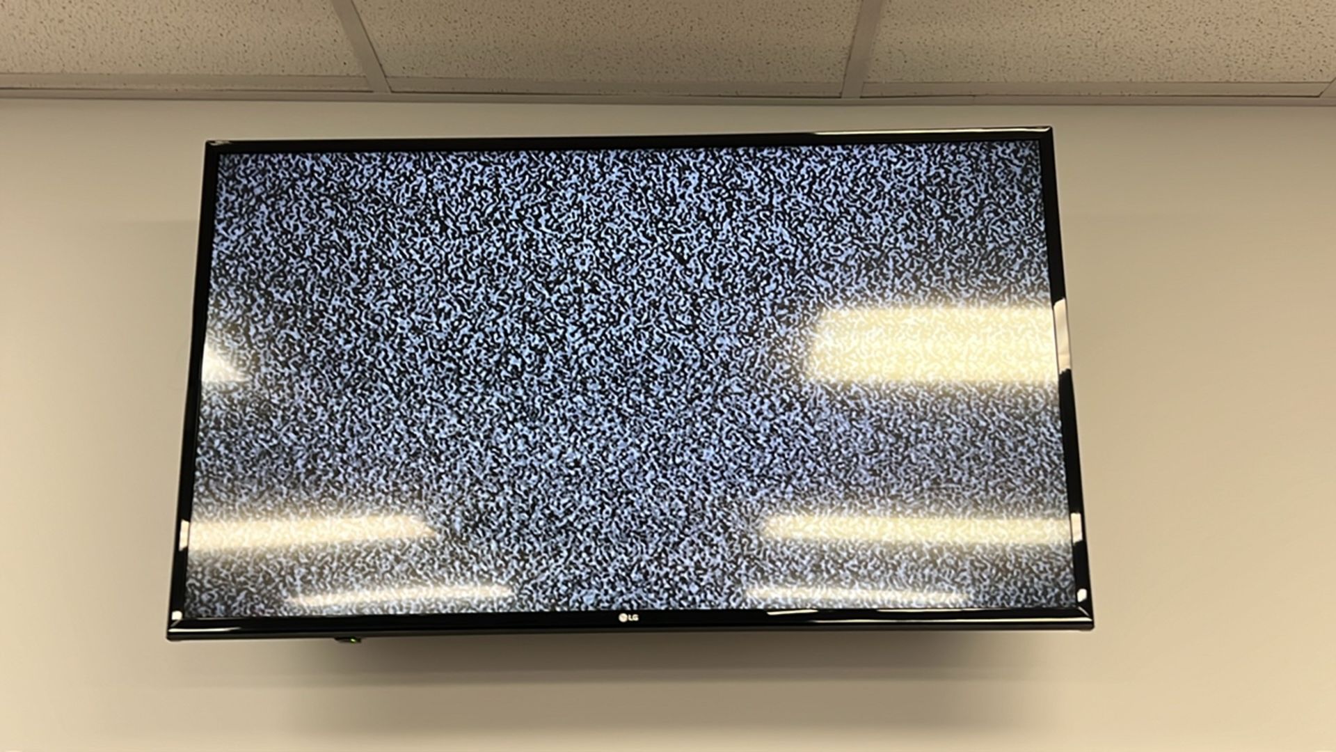 LG FLATSCREEN TELEVISIONS, QTY. (2) - Image 2 of 2