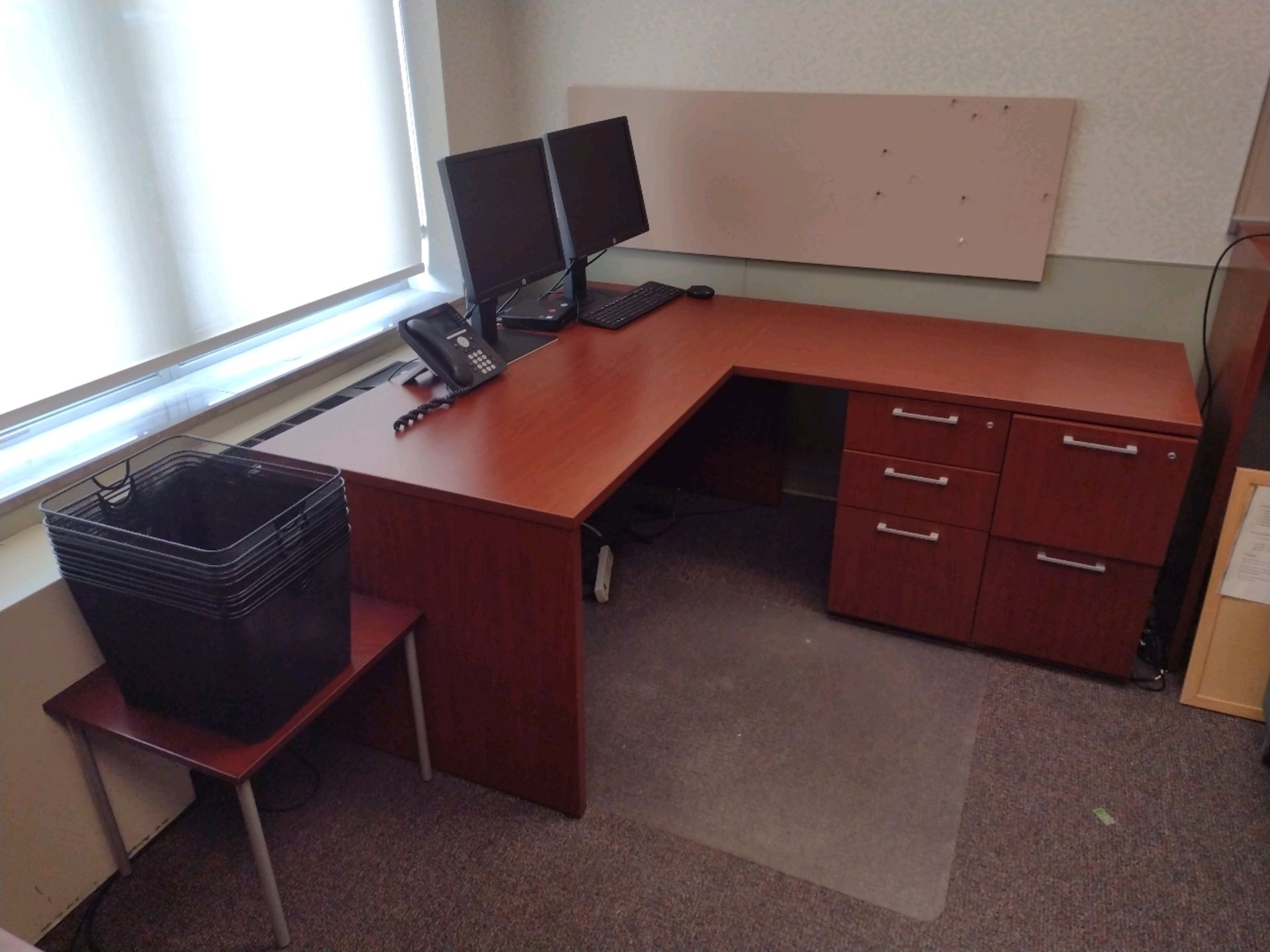 OFFICE TO INCLUDE: 2- DESKS AND SLEEPER SOFA/CHAIR WITH INTEGRATED TABLE - Image 2 of 4