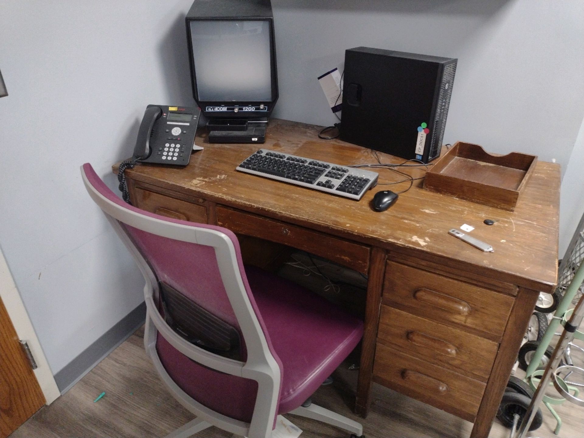 OFFICE TO INCLUDE: 8' TABLE, 2 DRAWER, 5 CHAIRS, HP LASERJET ENTERPRISE M507 PRINTER, CANON - Image 12 of 13