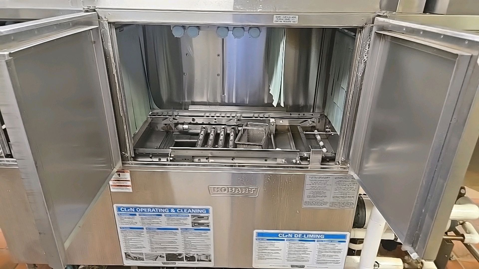 HOBART CLPS66EN COMMERCIAL DISHWASHER - Image 4 of 11