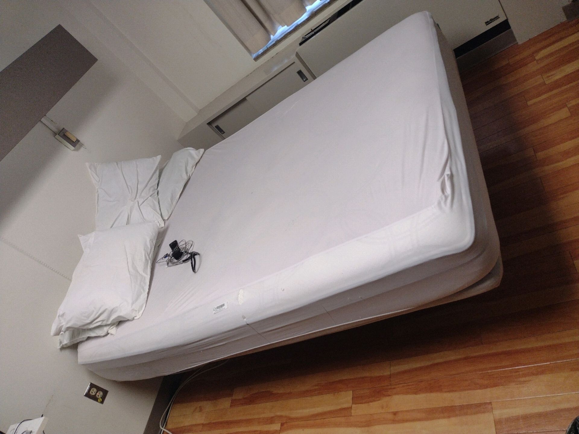 KING BED FRAME WITH MATTRESS