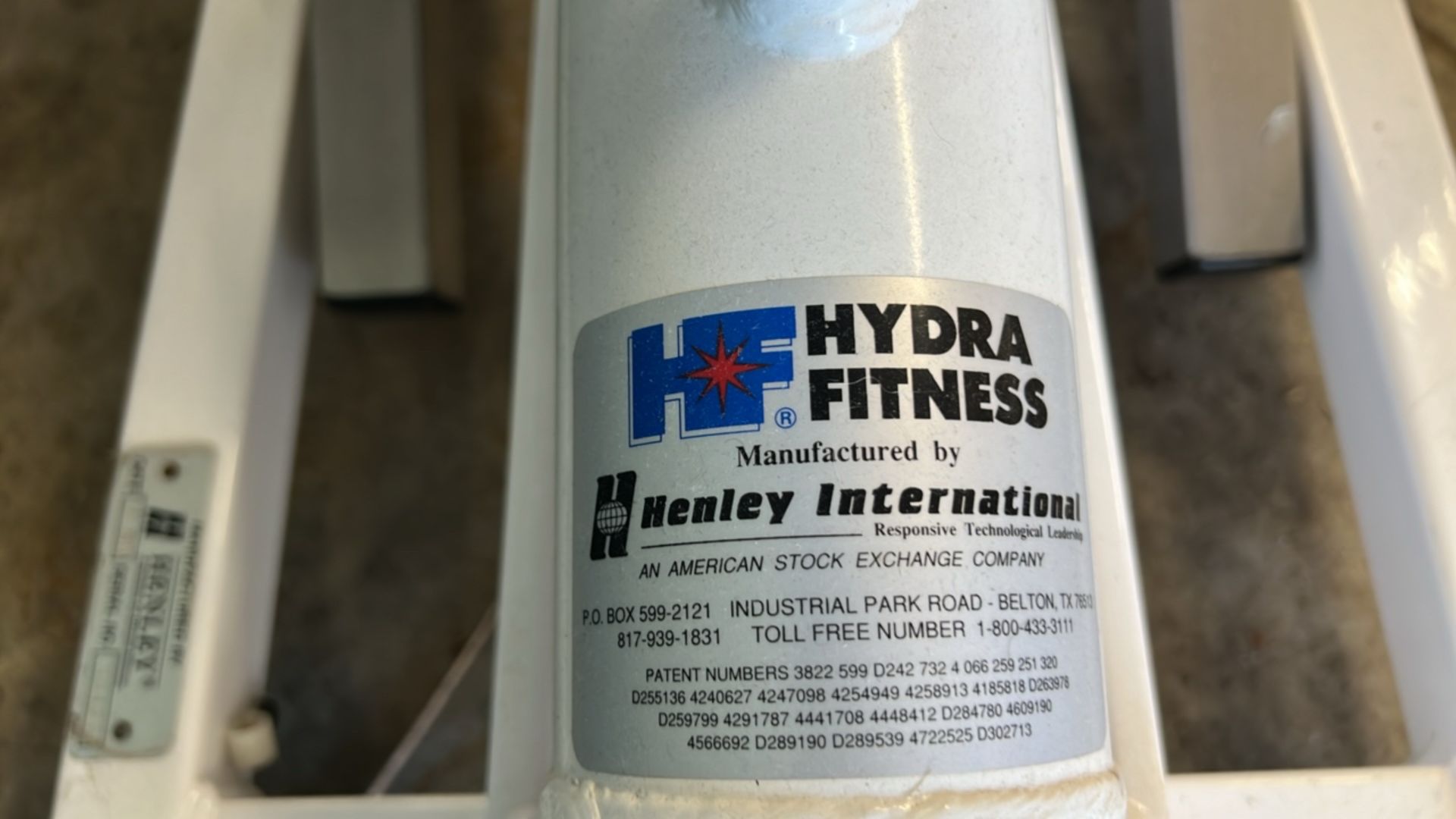 HYDRA FITNESS HYDRAULIC WORKOUT SYSTEM - Image 3 of 7