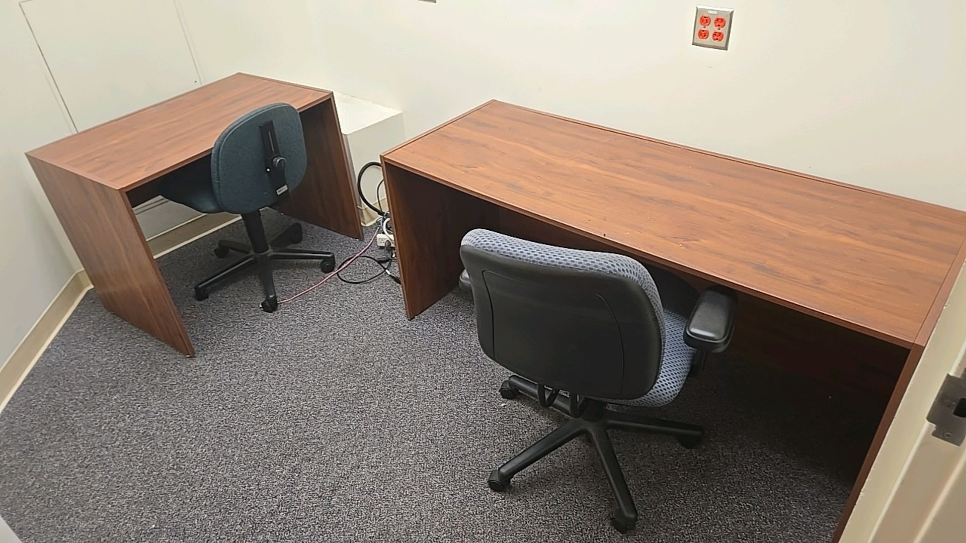 OFFICE TO INCLUDE: DESKS, CHAIRS