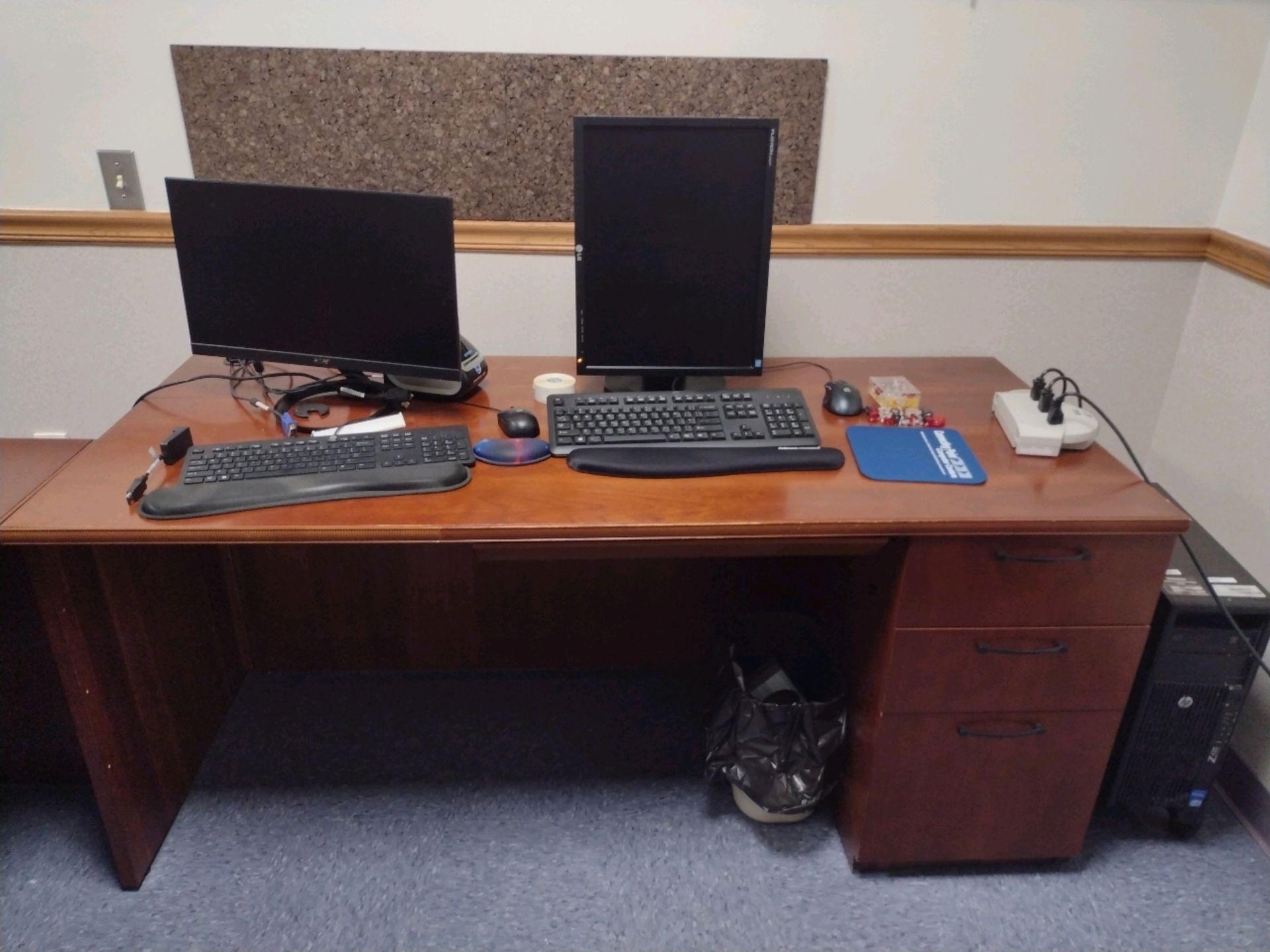 OFFICE TO INCLUDE: QTY. (2) DESKS, CHAIRS, END TABLE, 2-DOOR CABINET, FILE CABINET (IT EQUIPMENT NOT