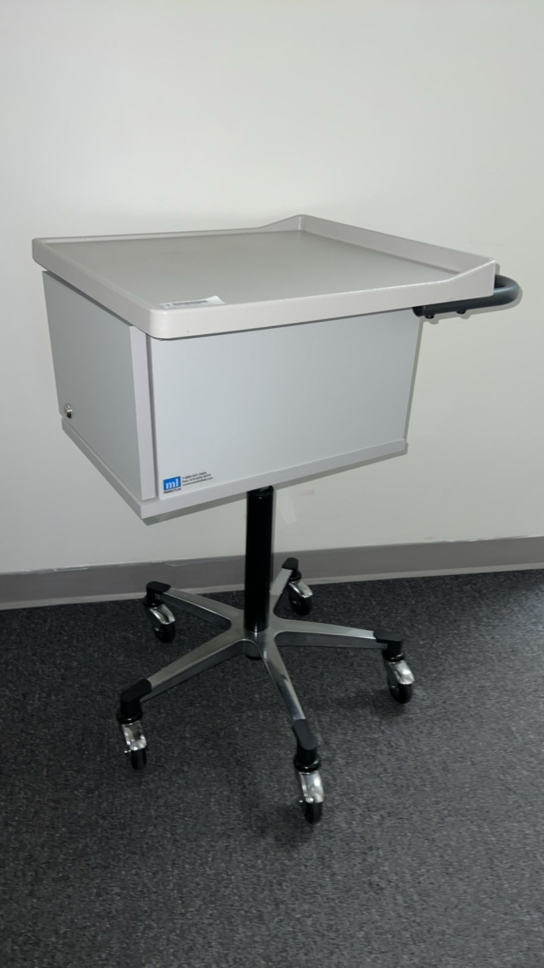 MARKETLAB LOCKING CABINET ON ROLLING FLOOR STAND