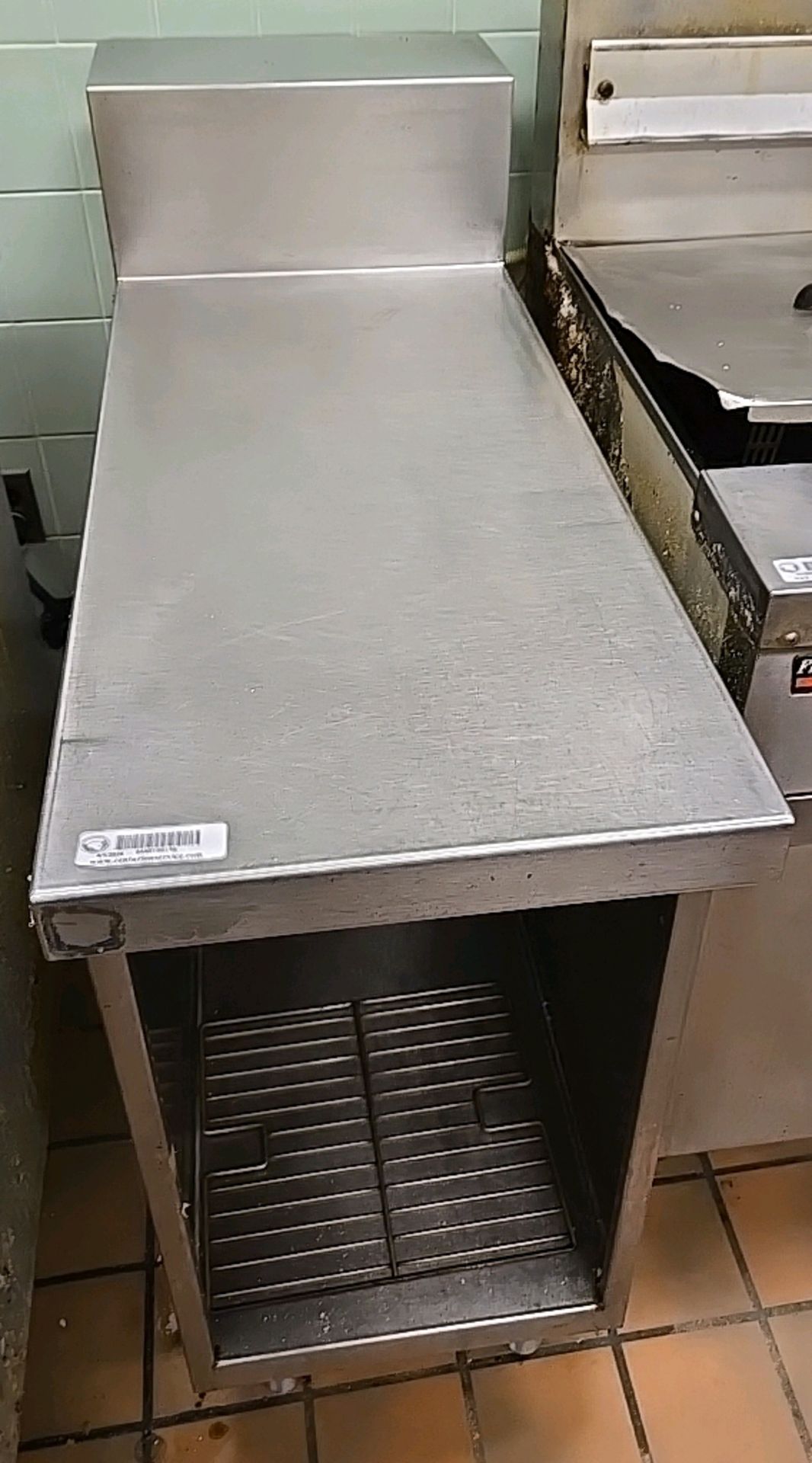 STAINLESS STEEL PREP TABLE WITH STORAGE