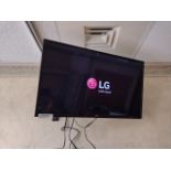 LG 32" TELEVISION WITH DVD PLAYER