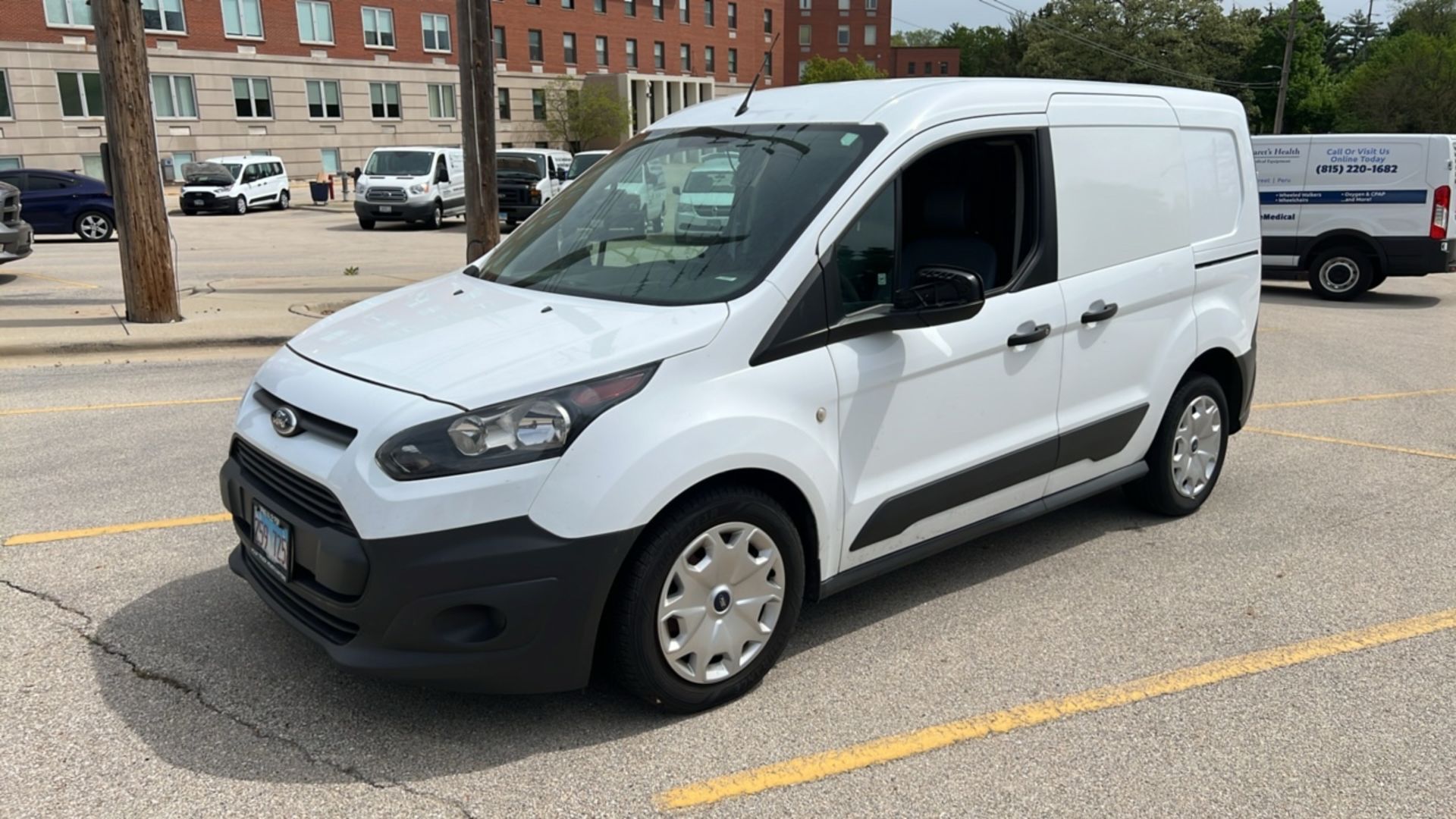 FORD TRANSIT CONNECT XL 2015 -- 205243 MILES -- NM0LS6E71F1178287 - Image 2 of 13