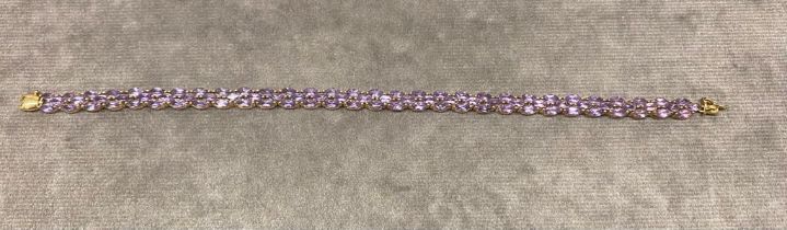 A very good quality amethyst bracelet, 9 carat gold, 9 grams