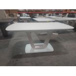 1X LAZZARO EXTENDABLE WHITE DINING TABLE 1600 - 2000 MM PLEASE NOTE CUSTOMER RETURNS