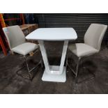 1 X LAZZARO BAR TABLE IN WHITE SIZE L 78 W 77 H 100 CM WITH 2 LEATHER LOOK BAR CHAIRS IN CREAM