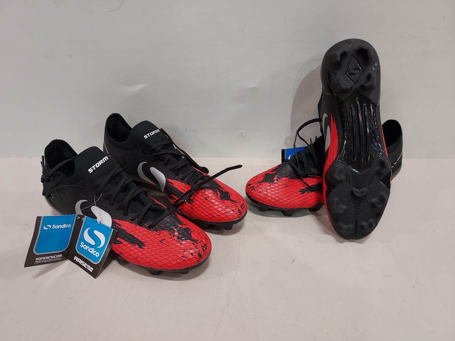 14 X BRAND NEW SONDICO STORM FOOTBALL BOOTS IN BLACK AND RED SIZE 7