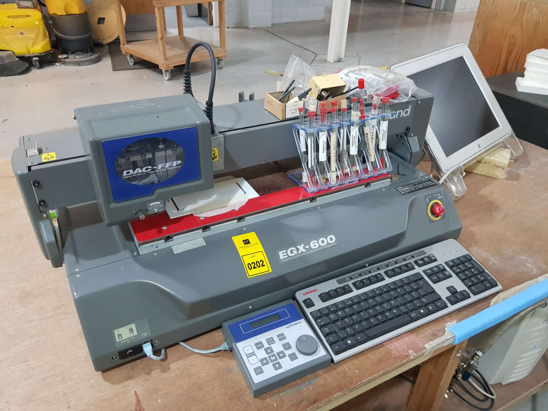 ROLAND EGX-600 ROTARY ENGRAVING MACHINE 24 X 16 WORK AREA (ZV8091) WITH ...
