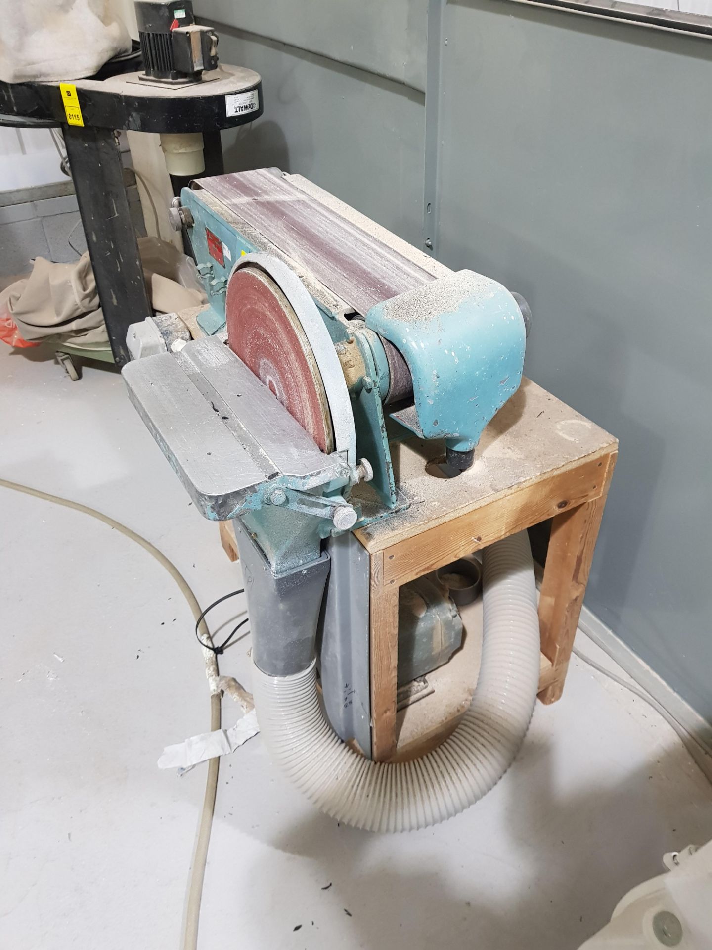 WHITEHEAD FLATBED BELT AND DISC SANDER (ASSETS LOCATED IN DENTON, MANCHESTER. VIEWING STRICTLY BY - Image 3 of 3