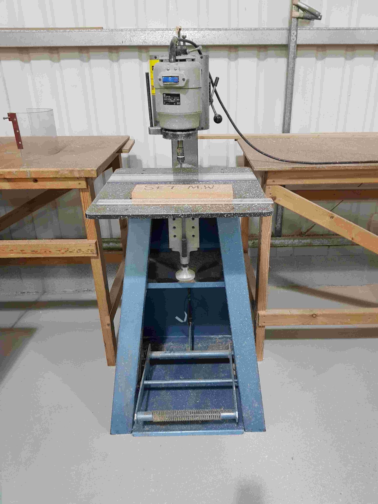 ELU MOF 11 TYPE 3 ROUTER ON PEDESTAL AND TREADLE FRAME (ASSETS LOCATED IN DENTON, MANCHESTER.