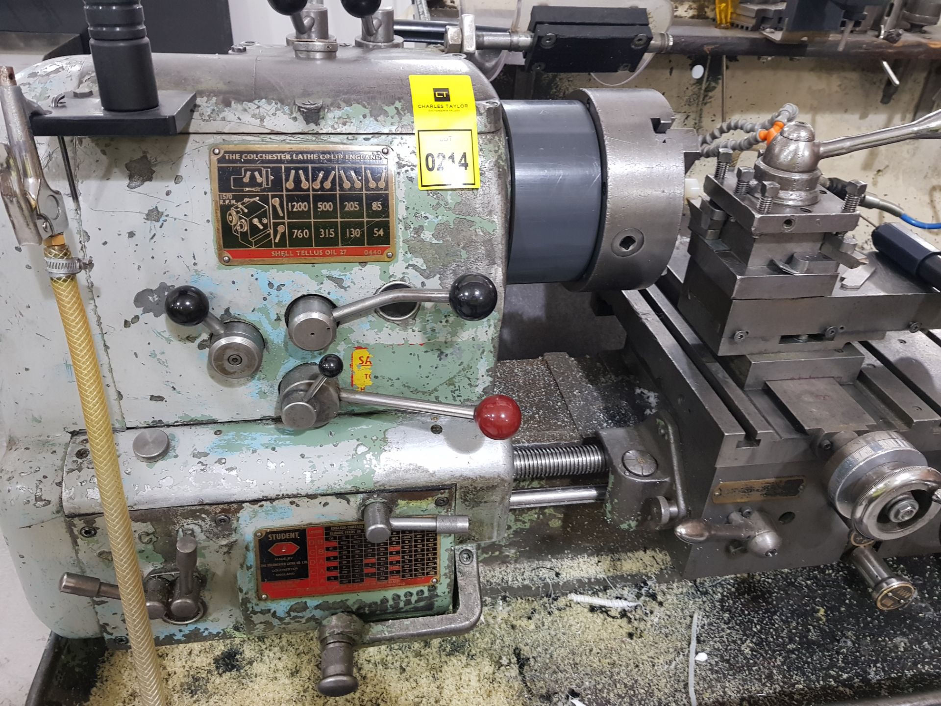 COLCHESTER STUDENT LATHE 6.5'' CENTRE HEIGHT AND 24' INCH BED LENGTH (ASSETS LOCATED IN DENTON, - Image 4 of 6