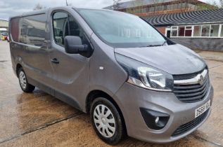 GREY VAUXHALL VIVARO 2700 SPORTIVE CDTI DIESEL PANEL VAN 1598CC FIRST REGISTERED 19/12/2018 REG: