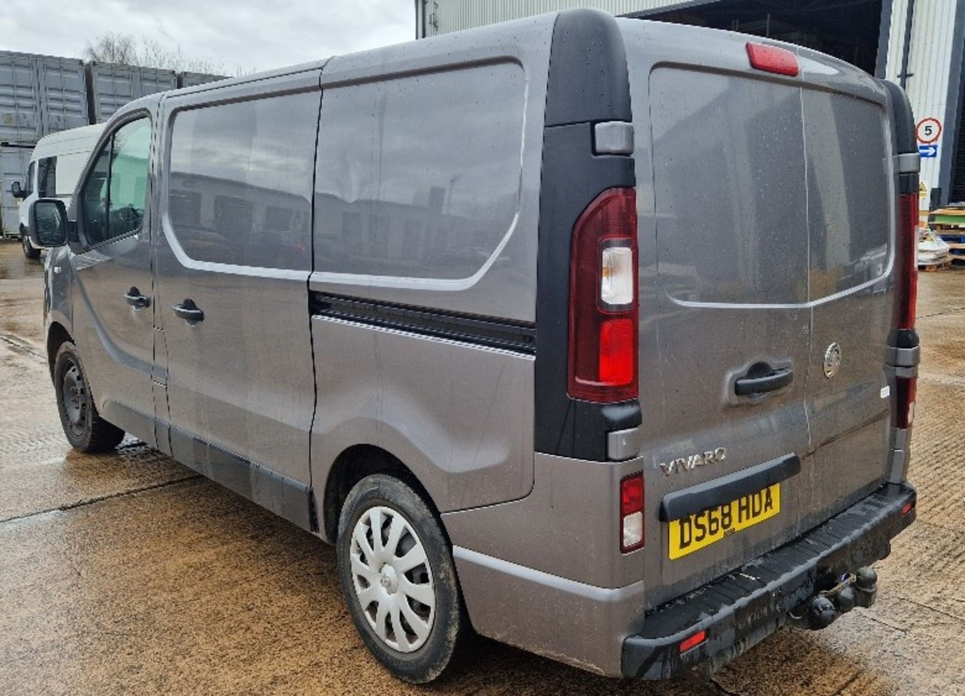 Van Reg GREY VAUXHALL VIVARO 2700 SPORTIVE CDTI DIESEL PANEL VAN 1598CC FIRST ...
